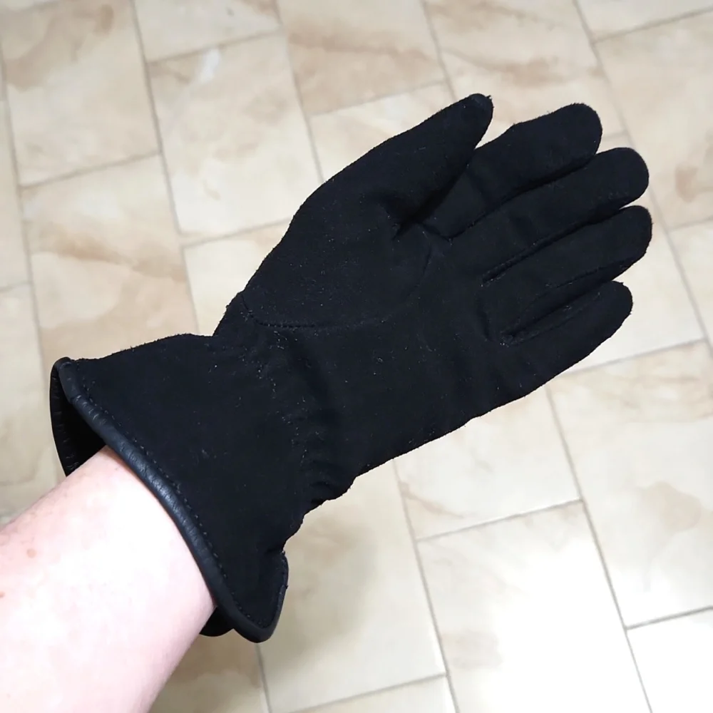 Grandoe Women's Black Microsuede Primaloft Gloves
